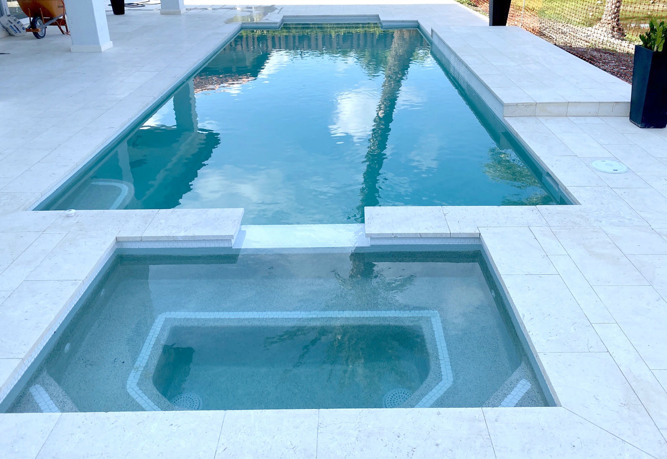Shellstone Tumbled Pavers and Pool Coping